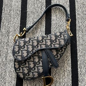 High end “D” bag